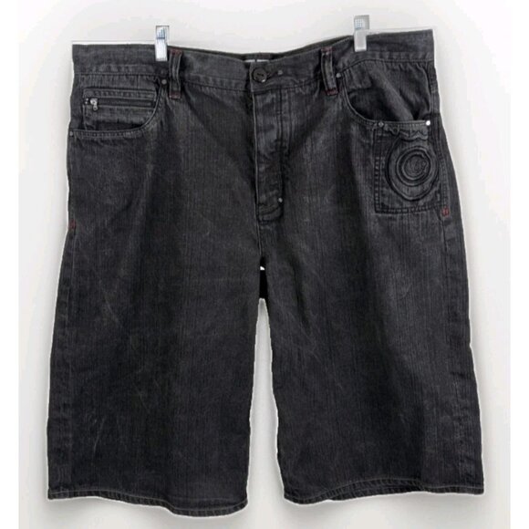 Coogi Australia Men’s Jean Shorts Sz 42 Black Classic Denim Embroidered Logo - Picture 1 of 8